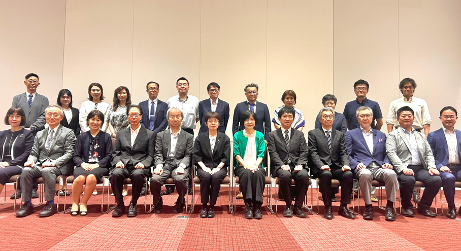 第11期理事会写真